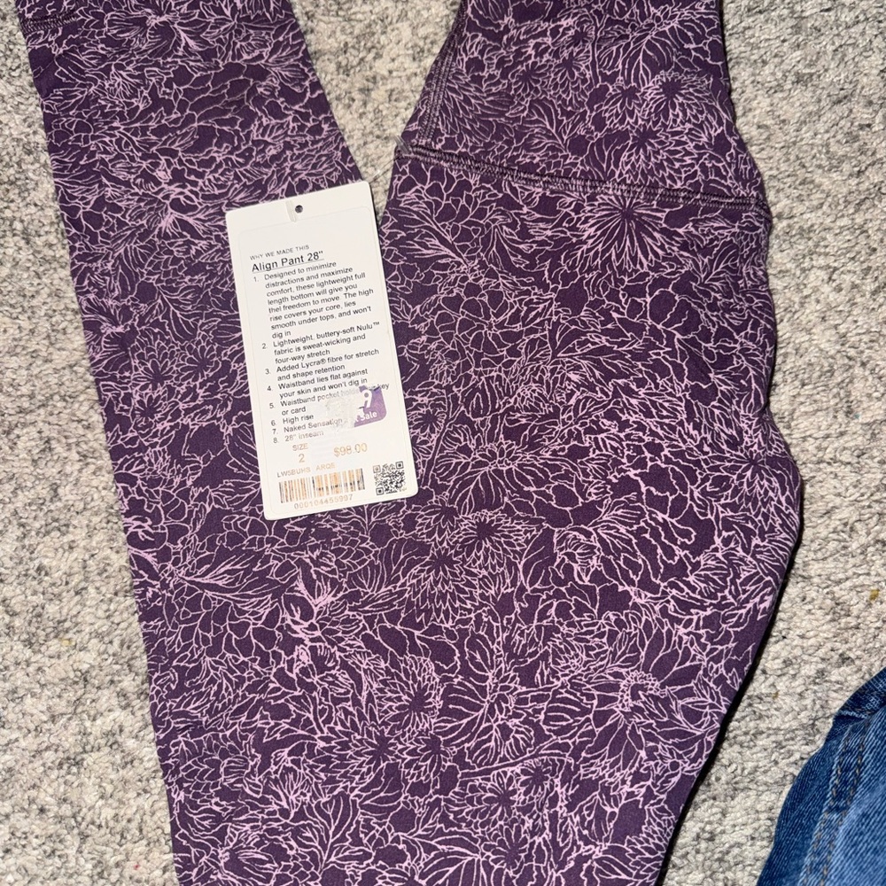 Lululemon Athletica Purple Floral Leggings align sz 2